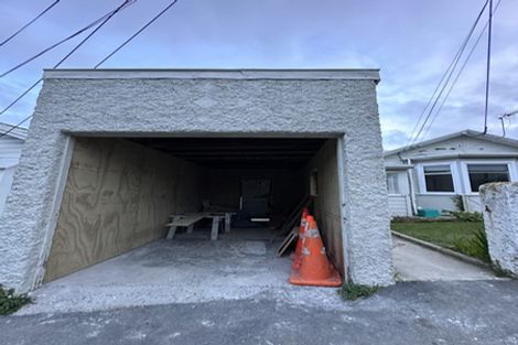 Photo of property in 7 Murray Street, Island Bay, Wellington, 6023