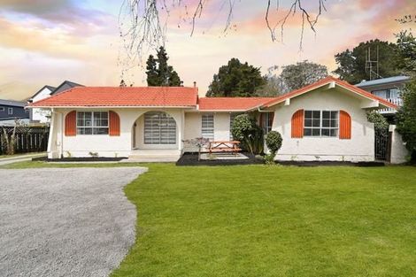 Photo of property in 11 Hibiscus Avenue, Hamilton Lake, Hamilton, 3204