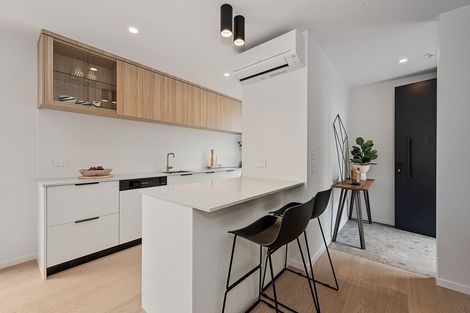 Photo of property in 23u2 Strowan Avenue, Fairfield, Hamilton, 3214