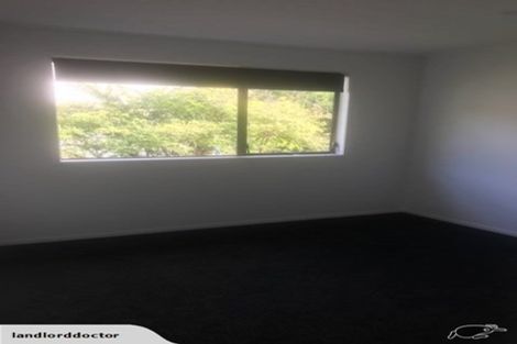 Photo of property in 13 Lendenfeld Drive, Papatoetoe, Auckland, 2025