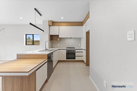 Photo of property in 39a Hari Road, Karaka, 2113