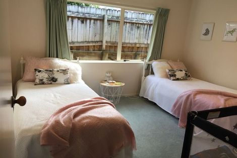Photo of property in 20 Kath Hopper Drive, Orewa, 0931