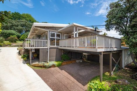 Photo of property in 94 Saddleback Rise, Murrays Bay, Auckland, 0630