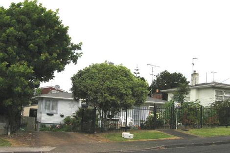Photo of property in 32 Levesque Street, Birkdale, Auckland, 0626