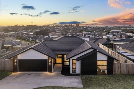 Photo of property in 57 Lisle Farm Drive, Pukekohe, 2120