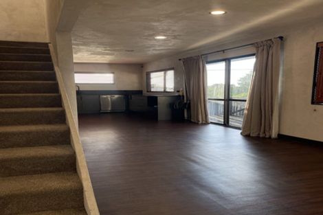 Photo of property in 255 Don Buck Road, Massey, Auckland, 0614