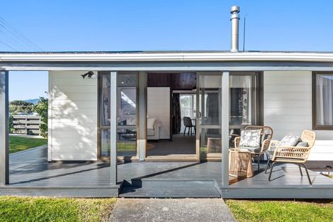 Photo of property in 3 Tasman Road, Otaki Beach, Otaki, 5512