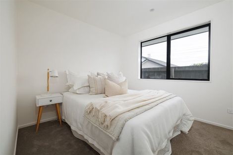 Photo of property in 33 Miromiro Street, Broomfield, Christchurch, 8042