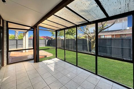 Photo of property in 16 Karnak Crescent, Russley, Christchurch, 8042