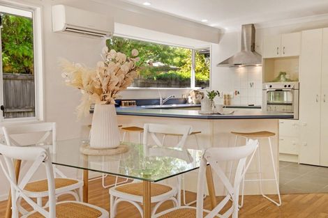 Photo of property in 6 Creedon Glen, Casebrook, Christchurch, 8051