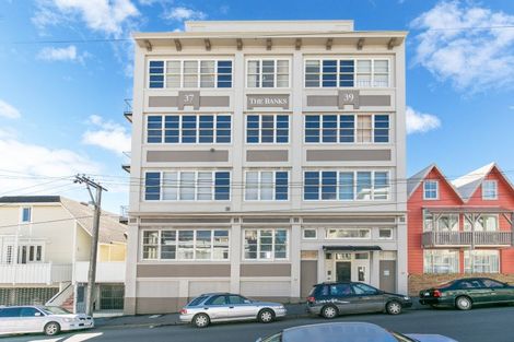 Photo of property in 12/37 Majoribanks Street, Mount Victoria, Wellington, 6011
