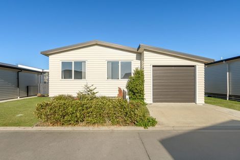 Photo of property in 204/11 Kamahi Crescent, Papamoa Beach, Papamoa, 3118