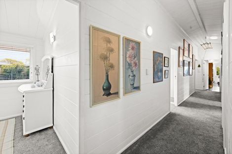 Photo of property in 5 Saint Hill Lane, Havelock North, 4130