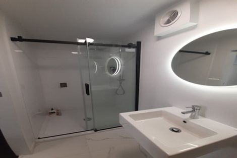 Photo of property in 9 Tirita Street, Kawaha Point, Rotorua, 3010