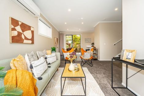 Photo of property in 5 Koreke Close, Kenepuru, Porirua, 5022