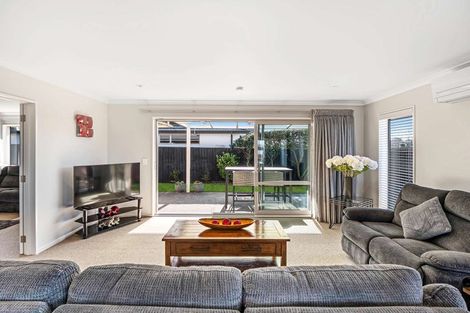 Photo of property in 2 Te Aika Street, Marshland, Christchurch, 8083