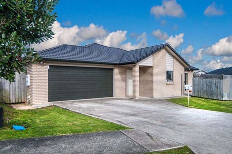 Photo of property in 3 Kokako Rise, Papakura, 2110