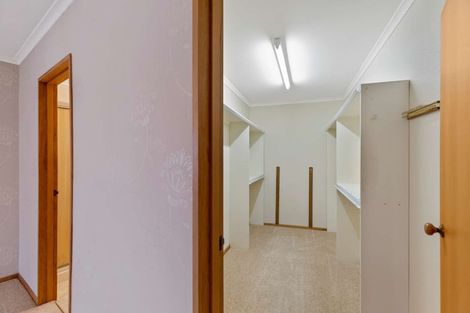 Photo of property in 5 Wanganui Road, Marton, 4710