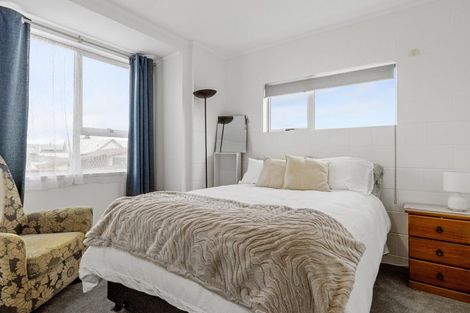 Photo of property in 2/86 Hinemoa Avenue, Taupo, 3330