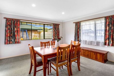 Photo of property in 30 Strachan Way, Highbury, Palmerston North, 4412
