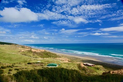 Photo of property in 201 Te Maire Road, Te Kopuru, 0371