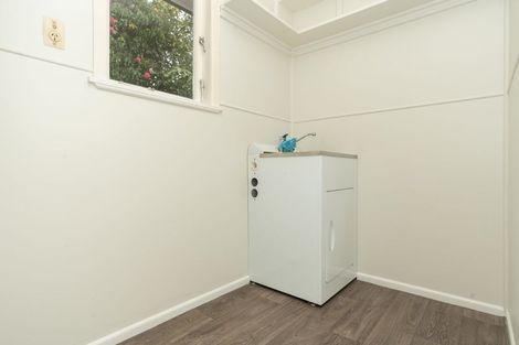 Photo of property in 1 Jennifer Place, Chartwell, Hamilton, 3210