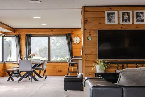 Photo of property in 27 Cooper Road, Gladstone, Greymouth, 7805