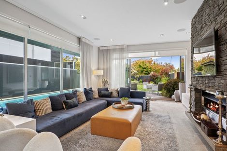 Photo of property in 10 Royds Street, Fendalton, Christchurch, 8014