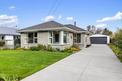 Photo of property in 113 Beach Road, North New Brighton, Christchurch, 8083