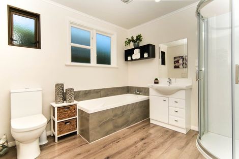 Photo of property in 161 Derby Street, Westport, 7825