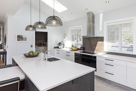 Photo of property in 6 Rushden Rise, Westmorland, Christchurch, 8025