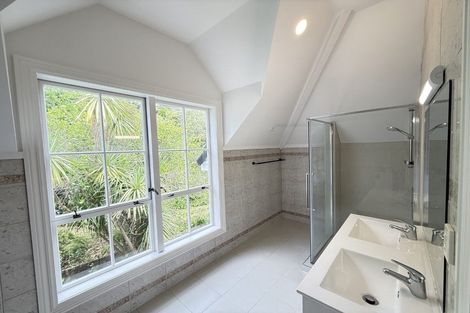 Photo of property in 14 Amreins Road, Waitakere, Henderson, 0782