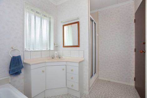 Photo of property in 14 Oaklea Avenue, Marton, 4710