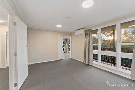 Photo of property in 18 Grandison Crescent, New Lynn, Auckland, 0600