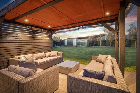 Photo of property in 52 Jacks Drive, West Melton, 7618