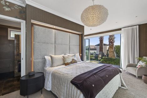 Photo of property in 5 Tupuhi Place, Highlands Park, New Plymouth, 4312