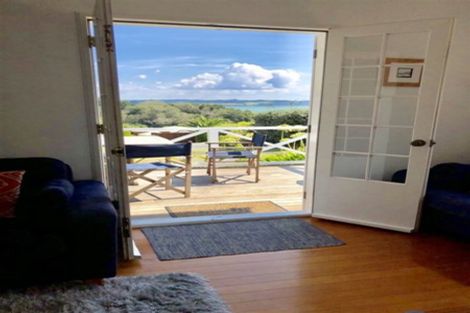 Photo of property in 12 Brind Road, Russell, 0202