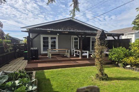 Photo of property in 26 Allard Street, Edgeware, Christchurch, 8013