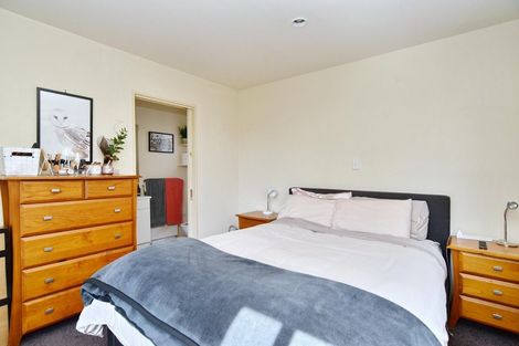 Photo of property in 1 Roche Avenue, Upper Riccarton, Christchurch, 8041