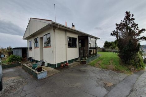 Photo of property in 28 Shakespeare Road, Bastia Hill, Whanganui, 4500