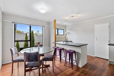 Photo of property in 106u4 Macfarlane Street, Hamilton East, Hamilton, 3216