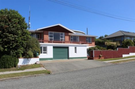 Photo of property in 9 Bywell Street, South Hill, Oamaru, 9400