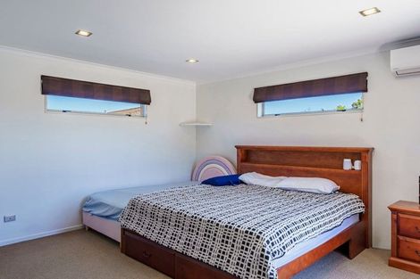Photo of property in 7a Chester Place, Taradale, Napier, 4112