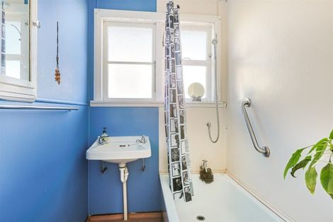 Photo of property in 54 Domett Street, Westport, 7825