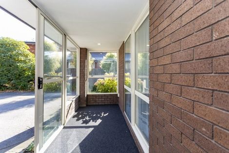 Photo of property in 96 Rattray Street, Riccarton, Christchurch, 8041
