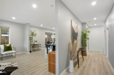 Photo of property in 47 Johns Creek Crescent, Silverdale, 0932