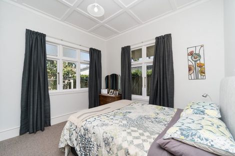 Photo of property in 360 Featherston Street, Palmerston North, 4414