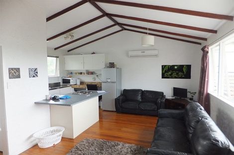 Photo of property in 8/23 Frederick Street, Waltham, Christchurch, 8011