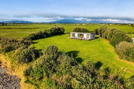 Photo of property in 317 Porikapa Road, Warea, New Plymouth, 4381