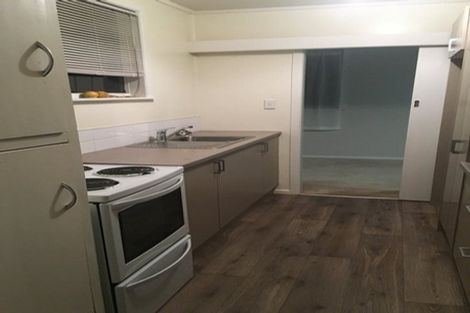Photo of property in 1/39 Manuka Road, Bayview, Auckland, 0629